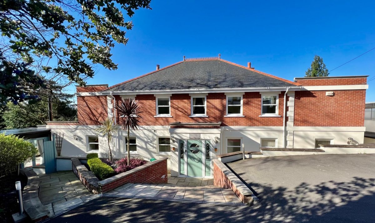 Osmund - handsome house in Salisbury